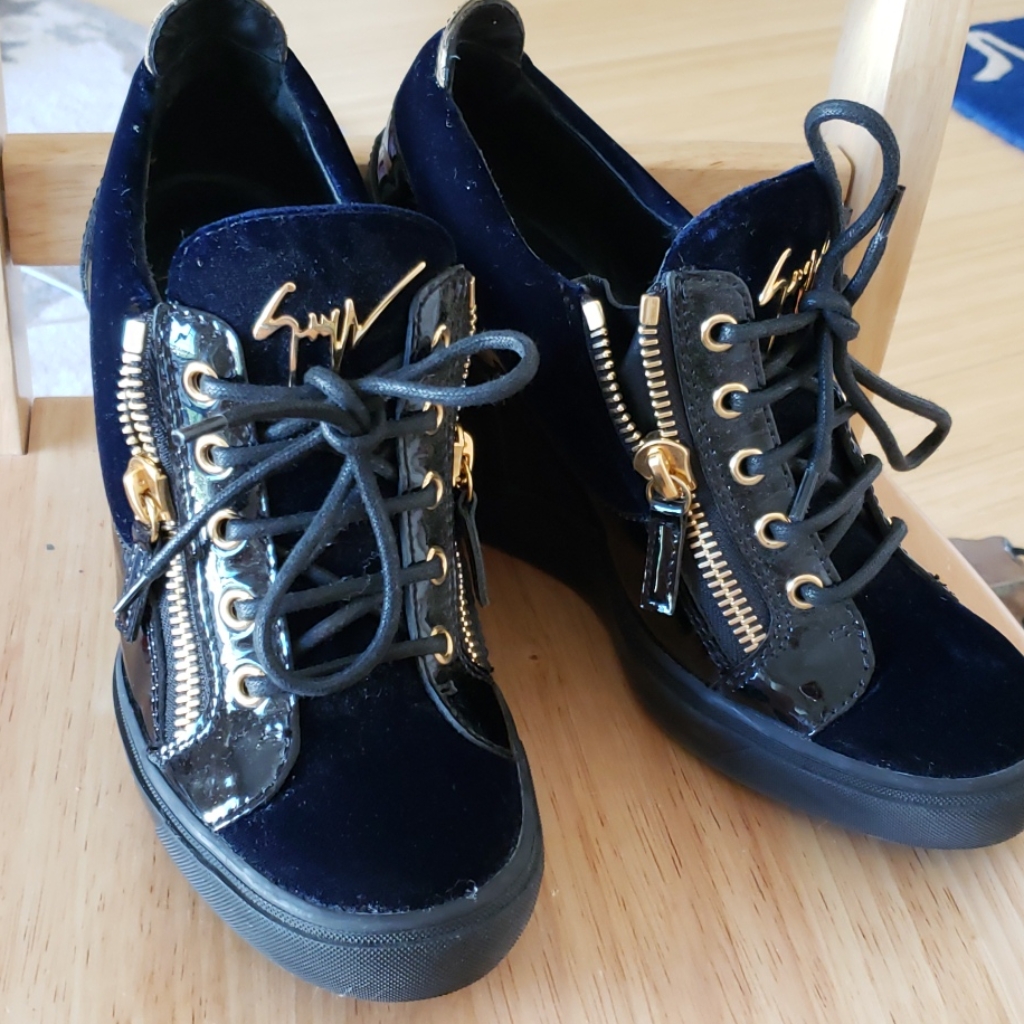 Giuseppe Zanotti Black & Gold Leather Wedg